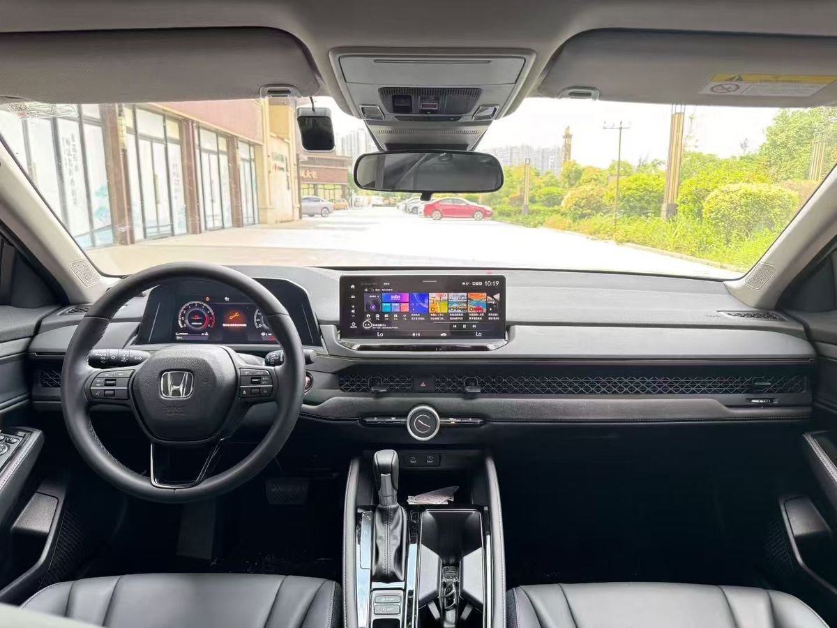 2025 Honda Accord 260TURBO Luxury Edition Used Car gallery