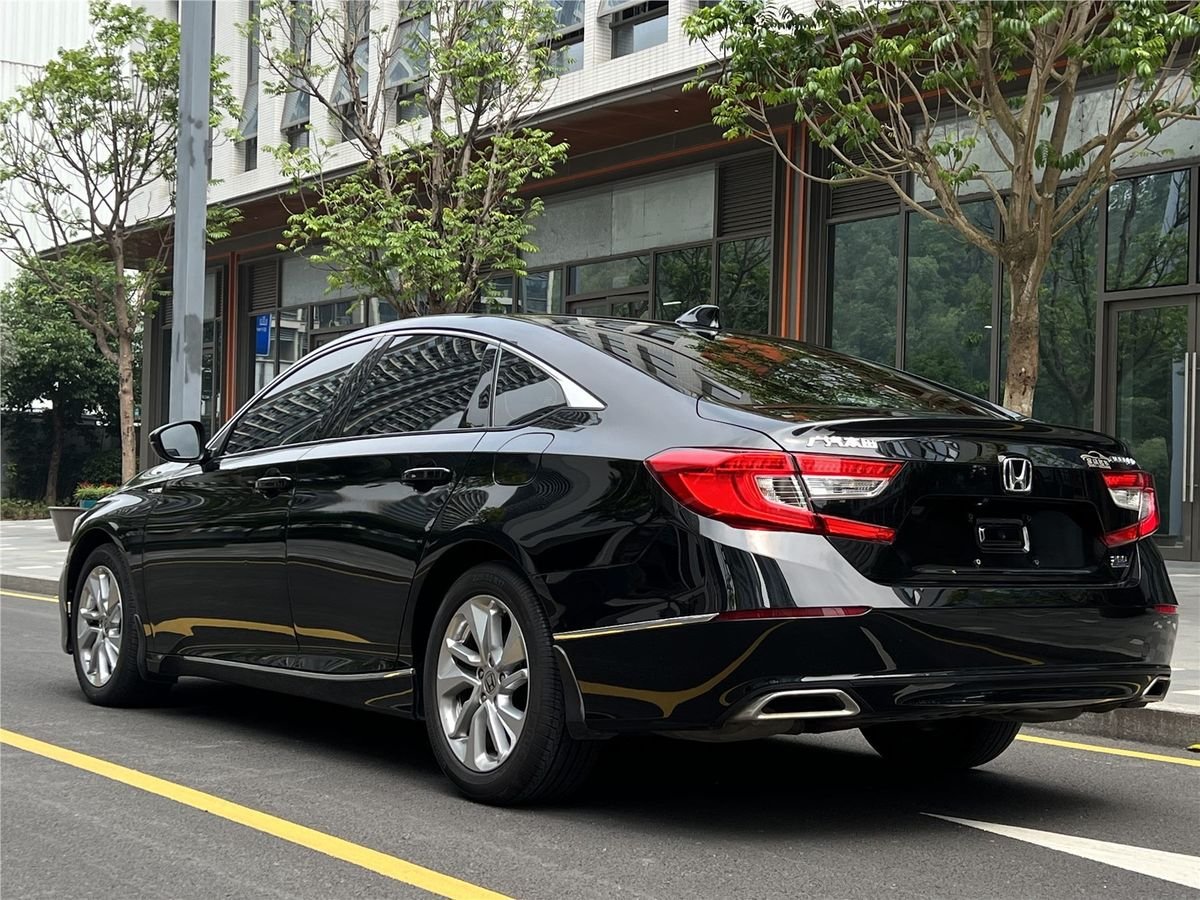 2018 Honda Accord 260TURBO Elite Edition China VI Used Car gallery