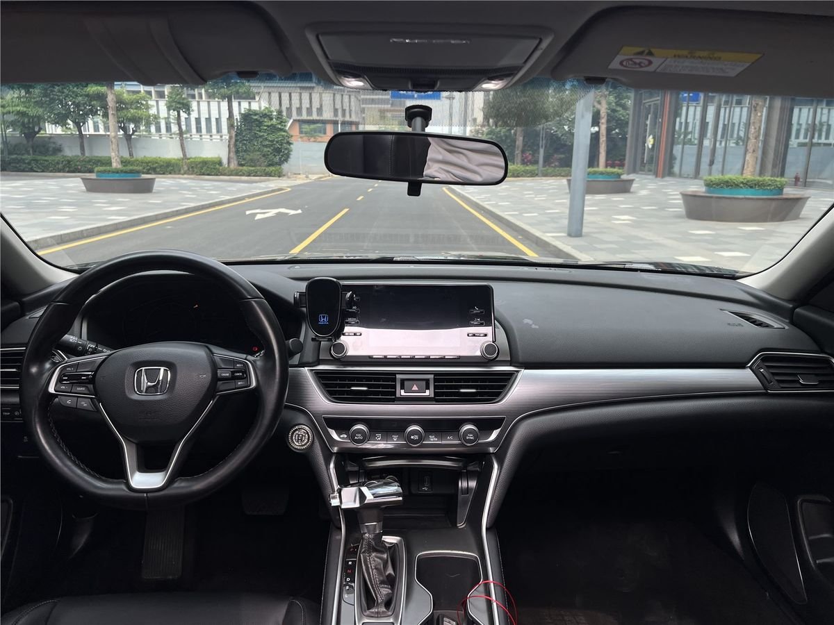 2018 Honda Accord 260TURBO Elite Edition China VI Used Car gallery