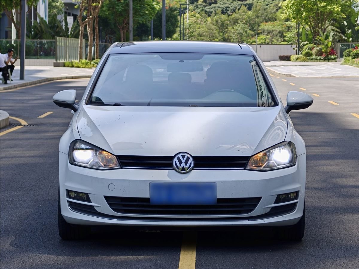 2016 Volkswagen Golf 1.6L Automatic Used Car gallery