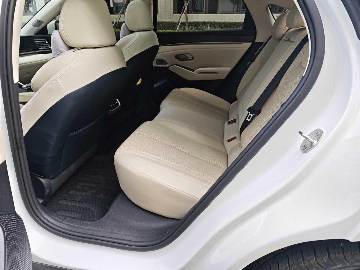 2024 BYD Qin L DM-i 120KM Used Car gallery