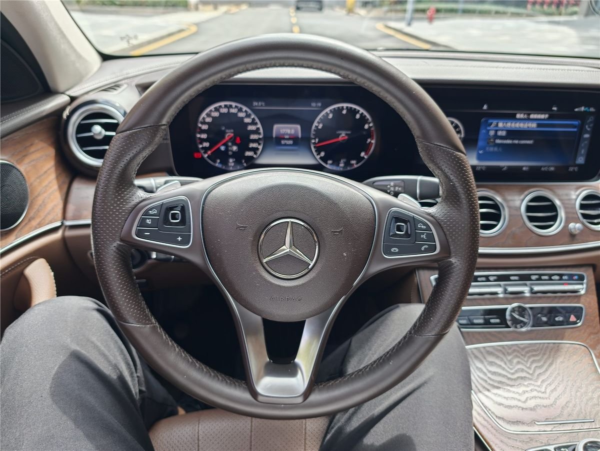 2018 Mercedes-Benz E-Class Facelift E 200 L Used Car gallery