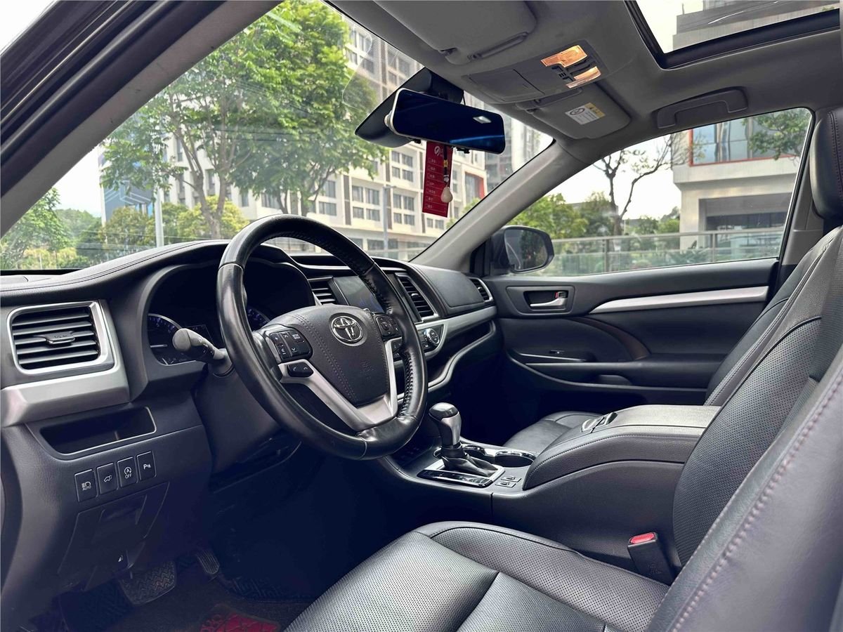 2018 Toyota Highlander 2.0T 4WD Luxury Edition 7 China V Used Car gallery