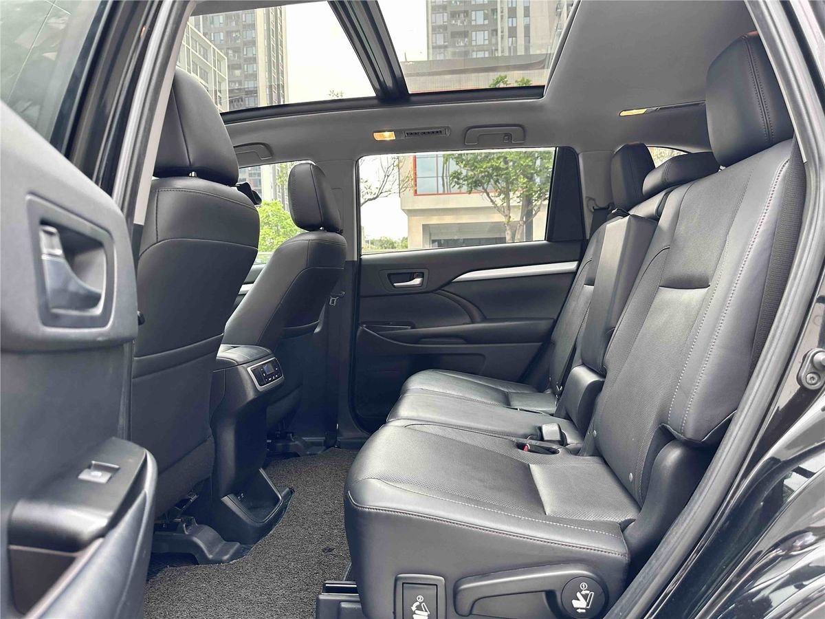 2018 Toyota Highlander 2.0T 4WD Luxury Edition 7 China V Used Car gallery