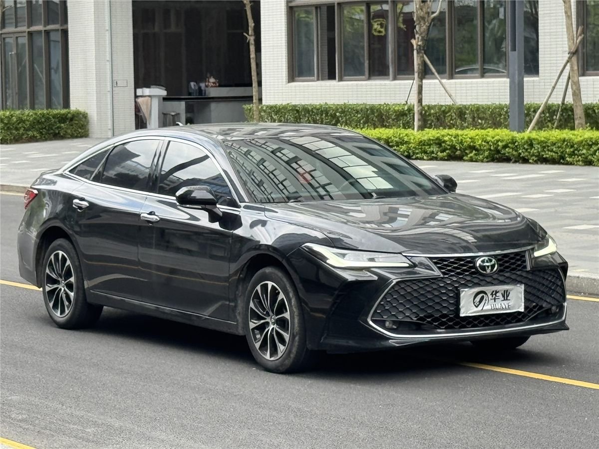 2023 Toyota Avalon 2.5L Luxury Edition Used Car gallery