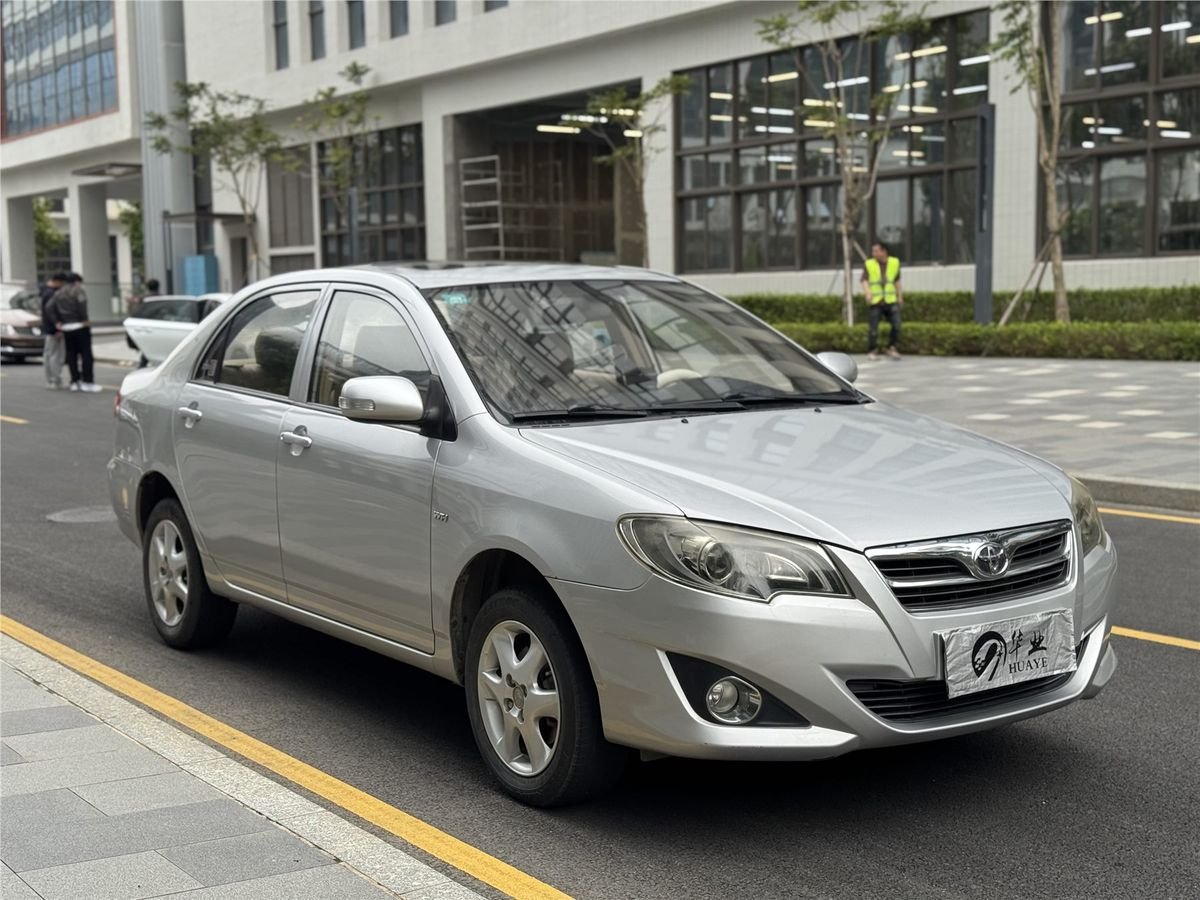 2013 Toyota Corolla EX 1.6L Automatic Luxury Edition Used Car gallery