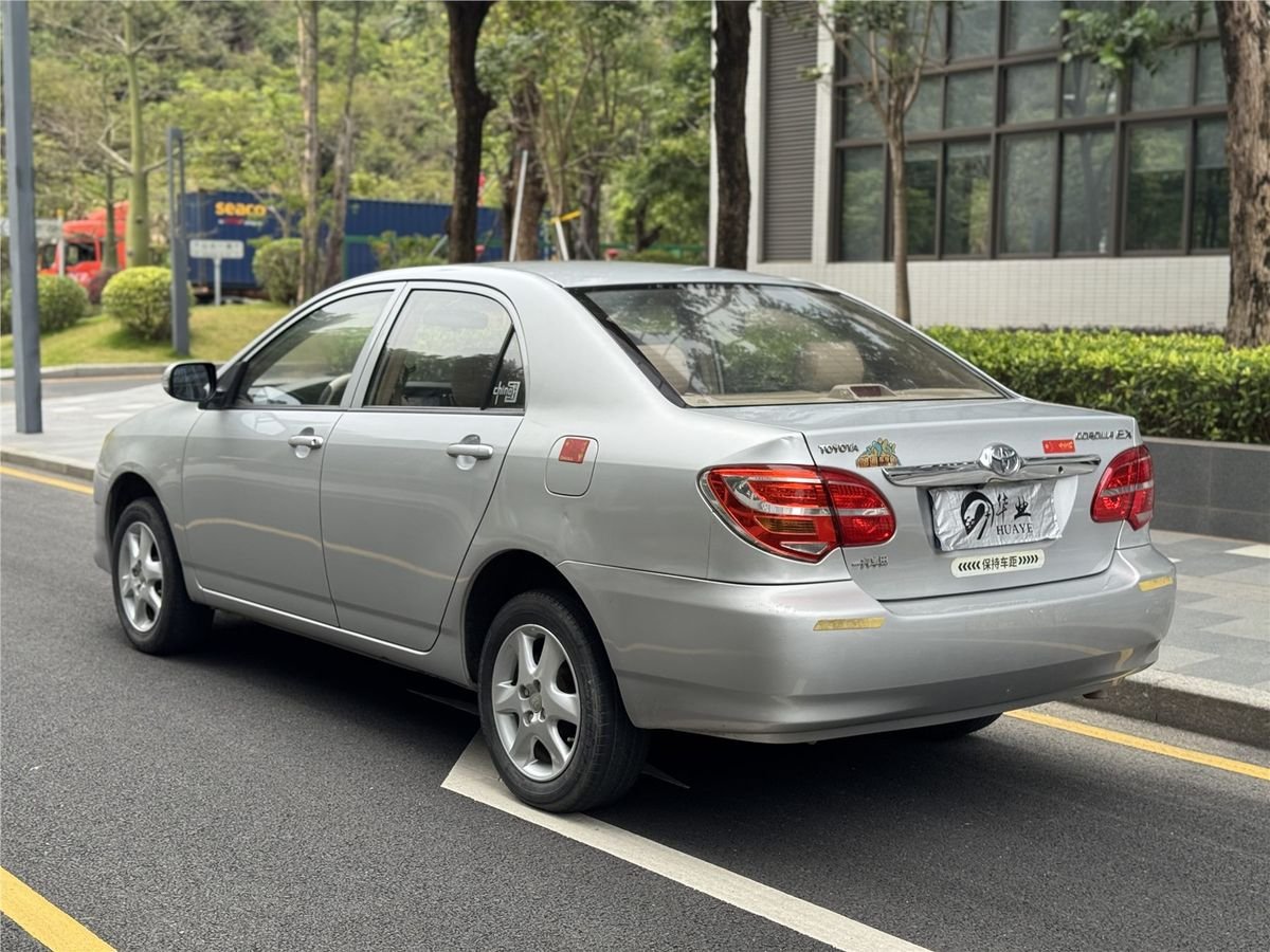 2013 Toyota Corolla EX 1.6L Automatic Luxury Edition Used Car gallery