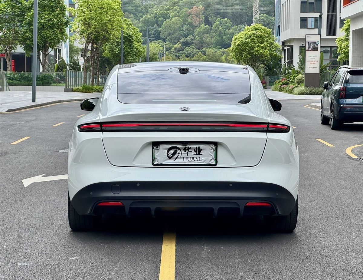 2022 NIO ET5 75kWh Used Car gallery