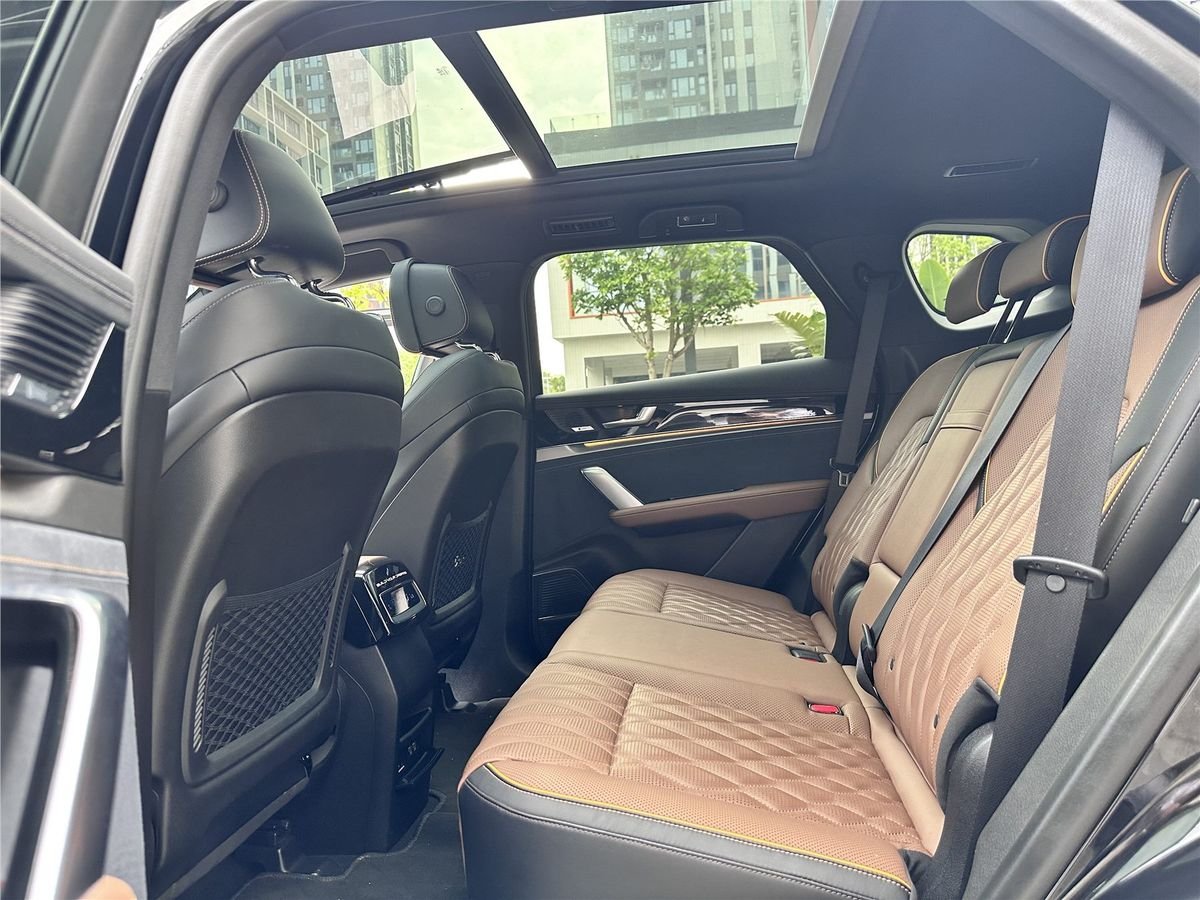 2021 BYD Tang New Energy DM 2.0T 4WD Used Car gallery