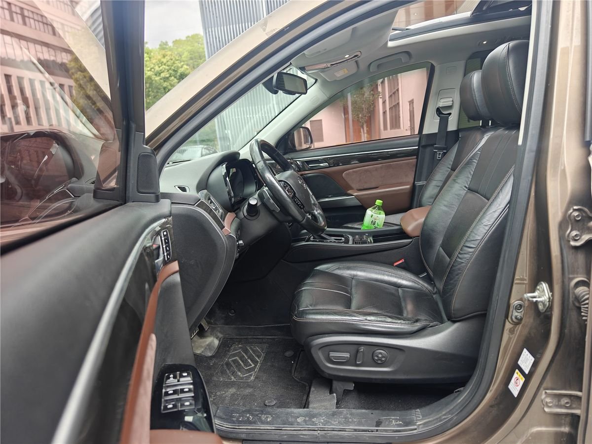 2017 GAC Trumpchi GS8 320T 2WD Luxury Edition（ ） Used Car gallery