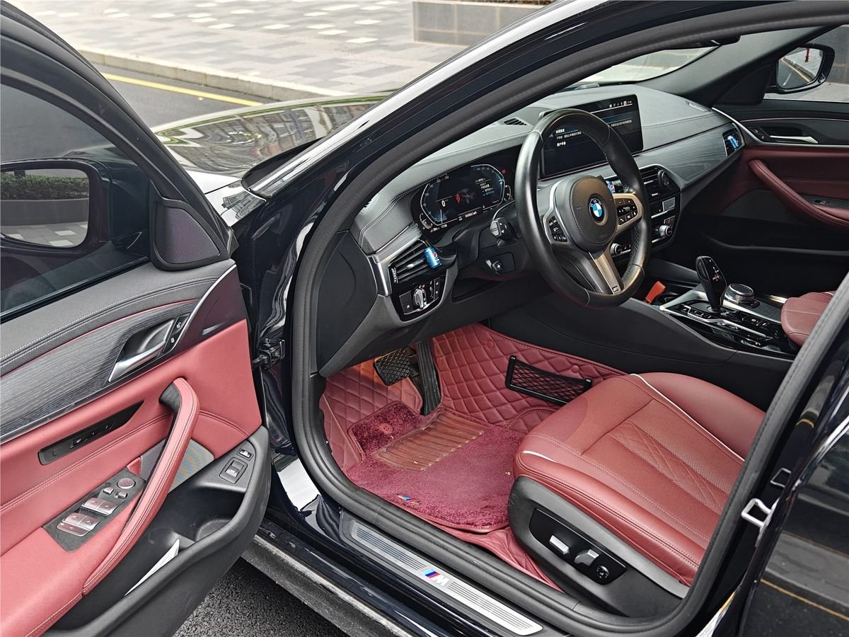 2021 BMW 5 Series PHEV Facelift 535Le M Used Car gallery