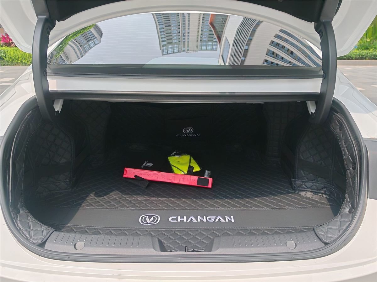 2025 Changan General Model 1.5T 500Bar Used Car gallery