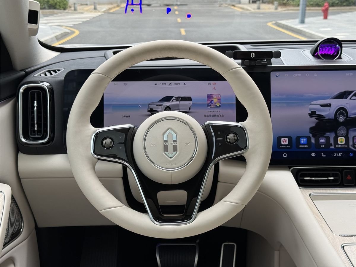 2025 Harmony Intelligent Mobility Alliance AITO M8 Max+ 53.4kWh 5 Used Car gallery