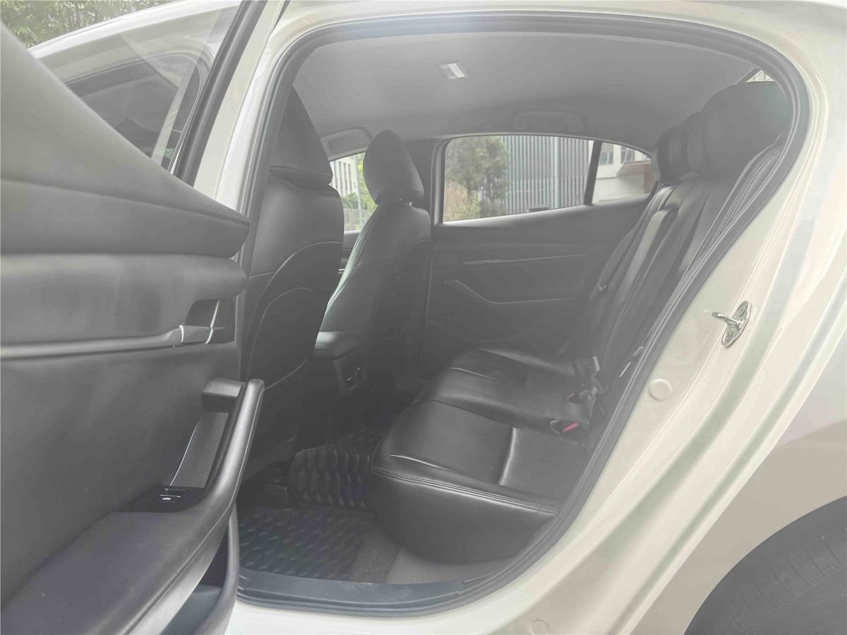 2023 Mazda Mazda3 Axela 2.0L Automatic Used Car gallery