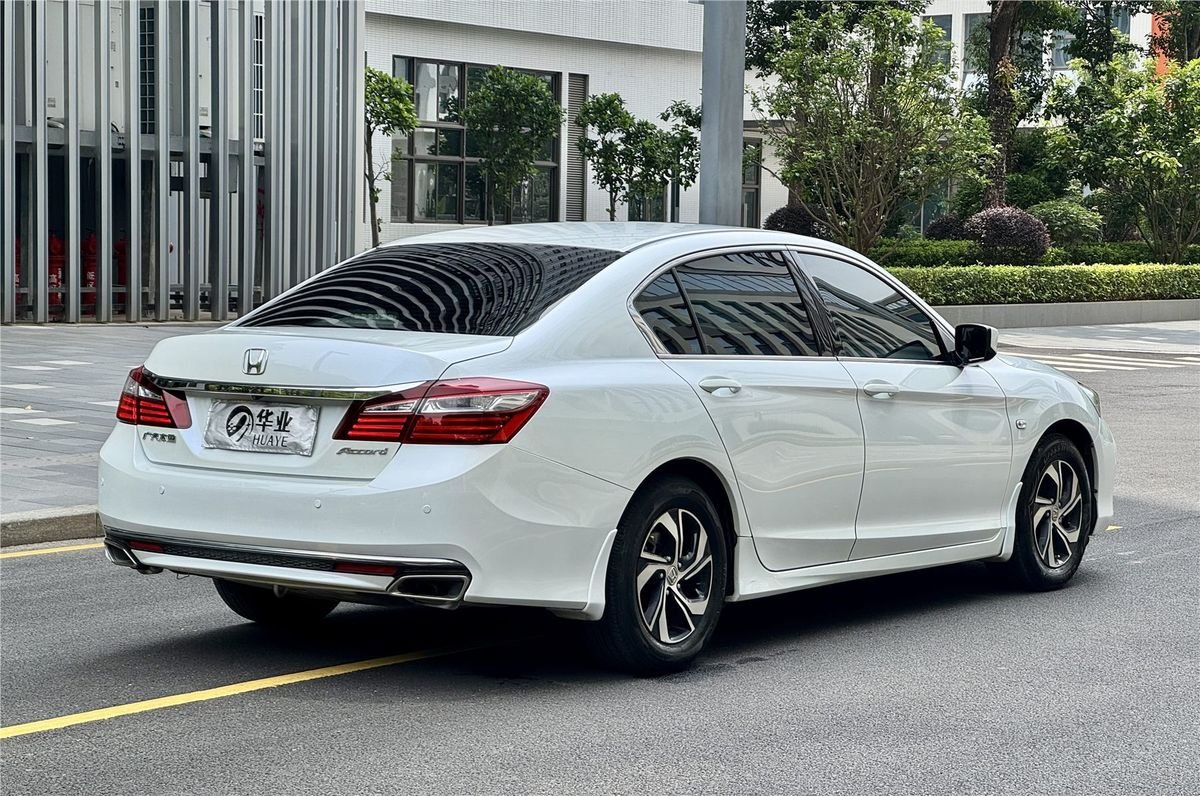 2016 Honda Accord 2.0L Comfort Edition Used Car gallery