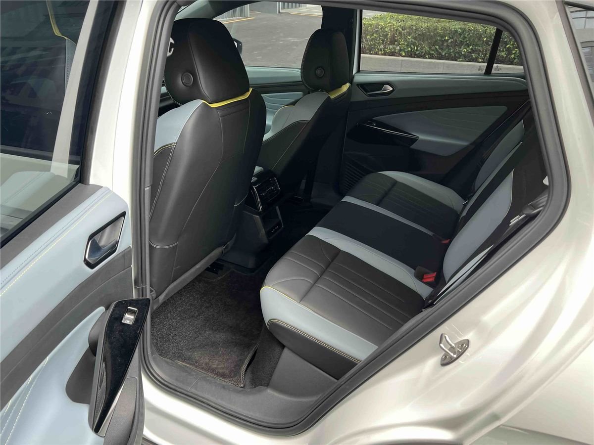 2025 Volkswagen ID.4 X Used Car gallery