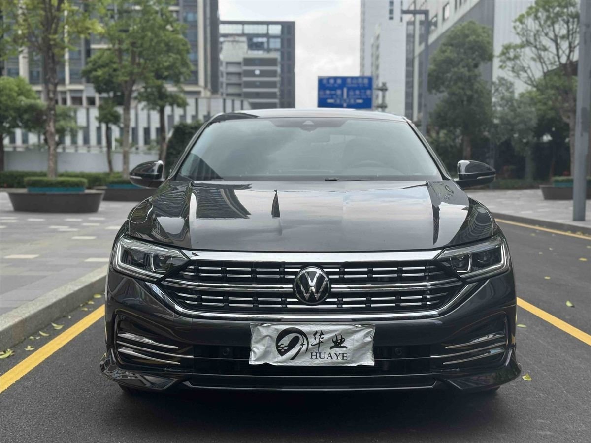 2023 Volkswagen Sagitar 300TSI DSG Used Car gallery