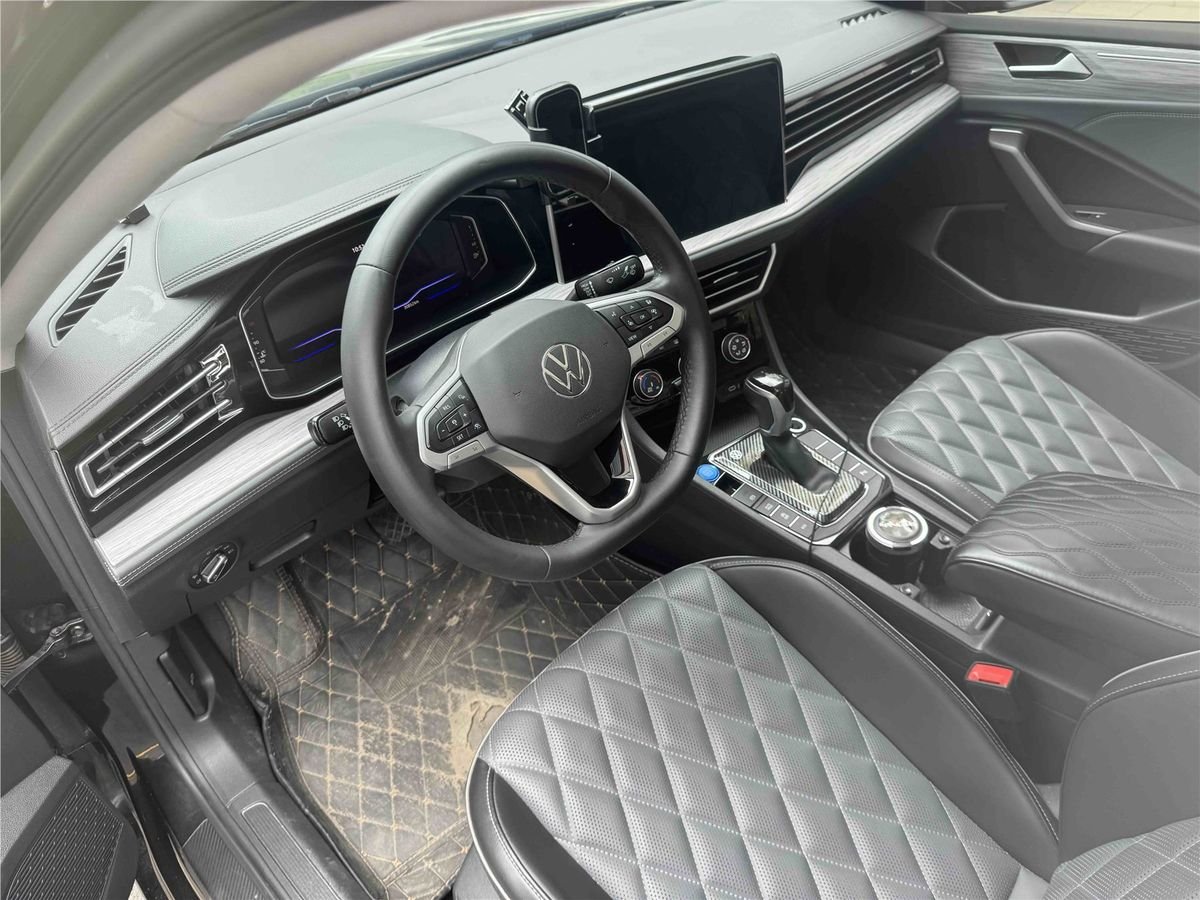2023 Volkswagen Sagitar 300TSI DSG Used Car gallery
