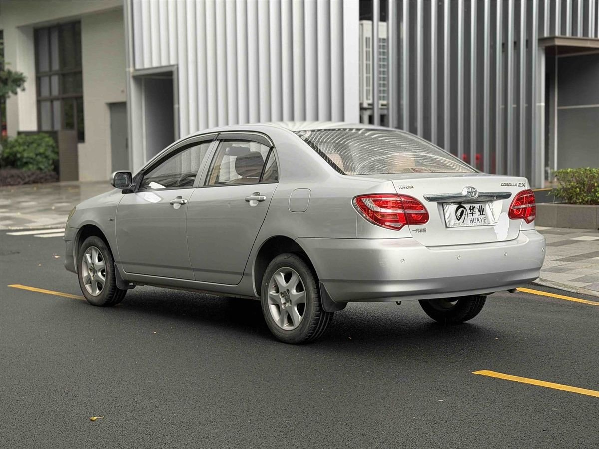 2013 Toyota Corolla EX 1.6L Automatic Luxury Edition Used Car gallery