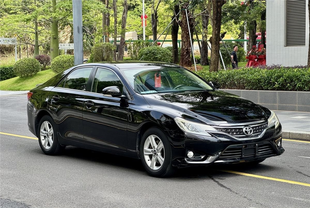 2013 Toyota Reiz 2.5S Used Car gallery