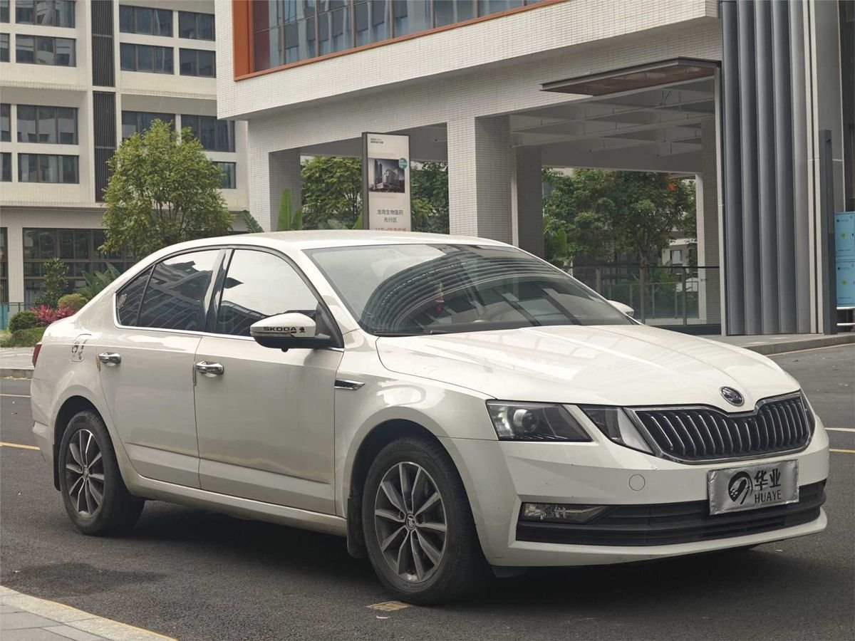 2019 Skoda Octavia 1.5L Automatic Comfort Edition China VI Used Car gallery