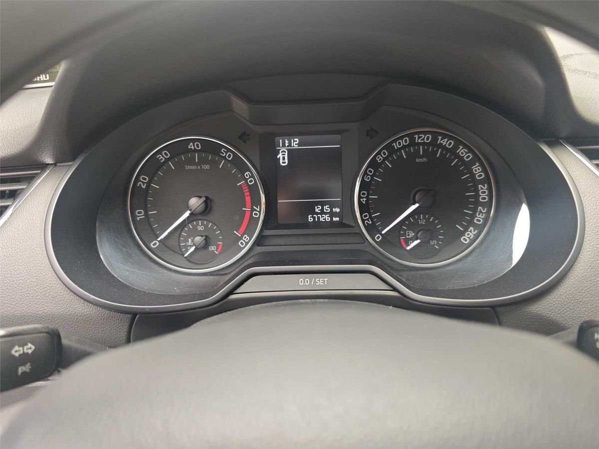 2019 Skoda Octavia 1.5L Automatic Comfort Edition China VI Used Car gallery