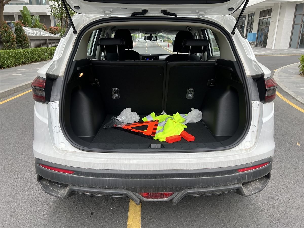 2025 Geely Coolray 1.5L CVT Used Car gallery