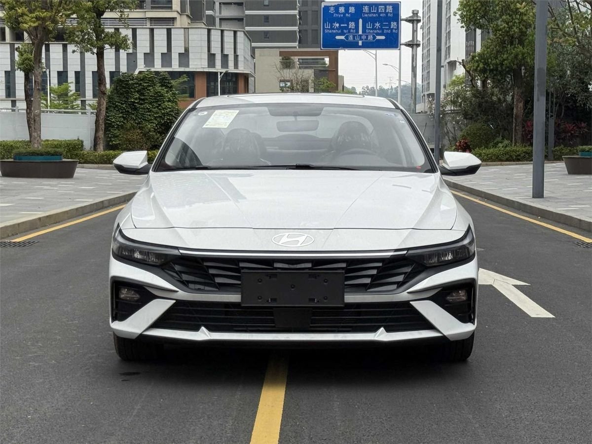 2023 Hyundai Elantra 1.5L CVT GLXElite Edition Used Car gallery