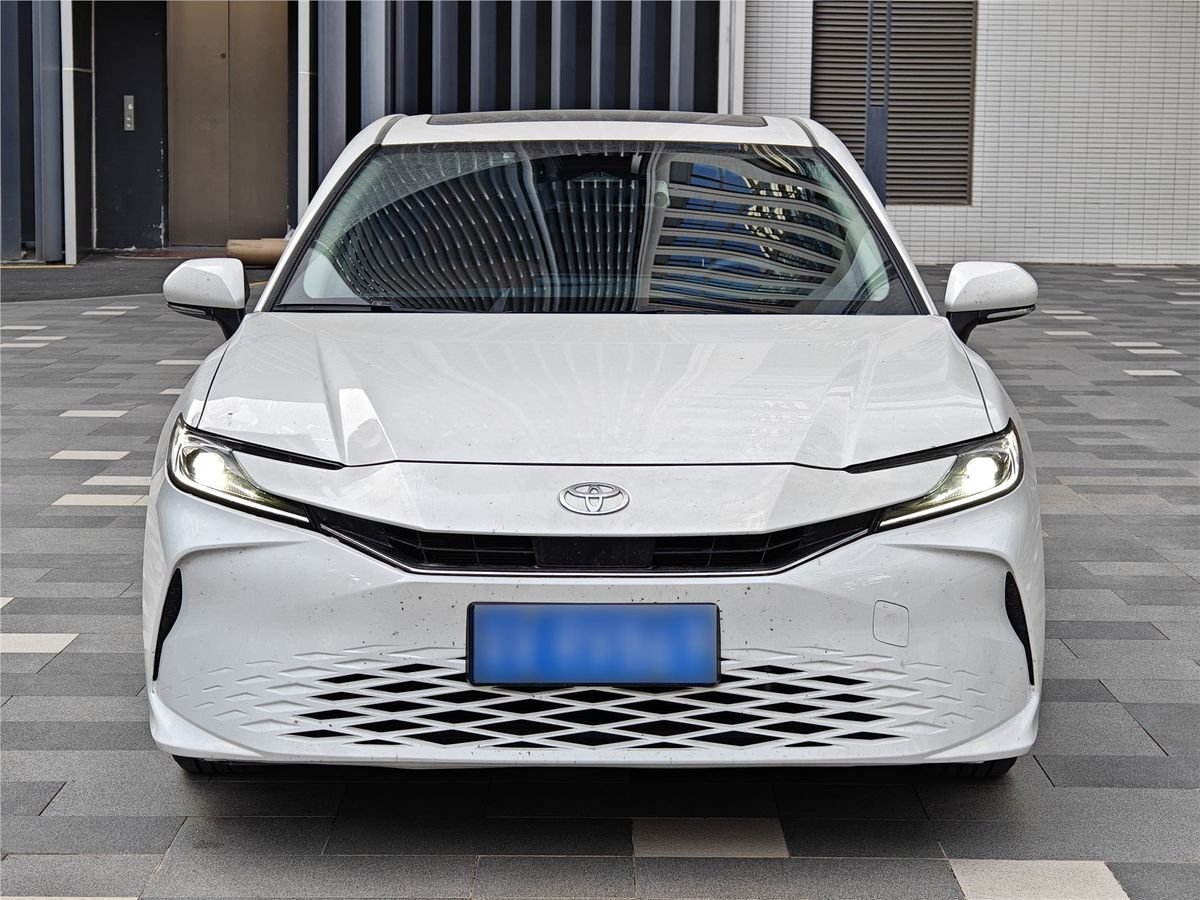 2024 Toyota Camry 2.0HGVP Luxury Edition Used Car gallery