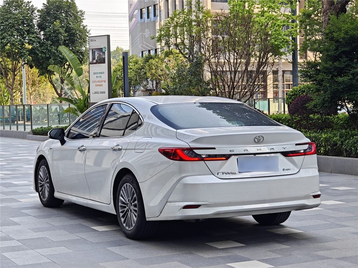 2024 Toyota Camry 2.0HGVP Luxury Edition Used Car gallery